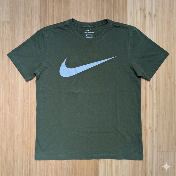 Nike Other - Nike Green T-Shirt